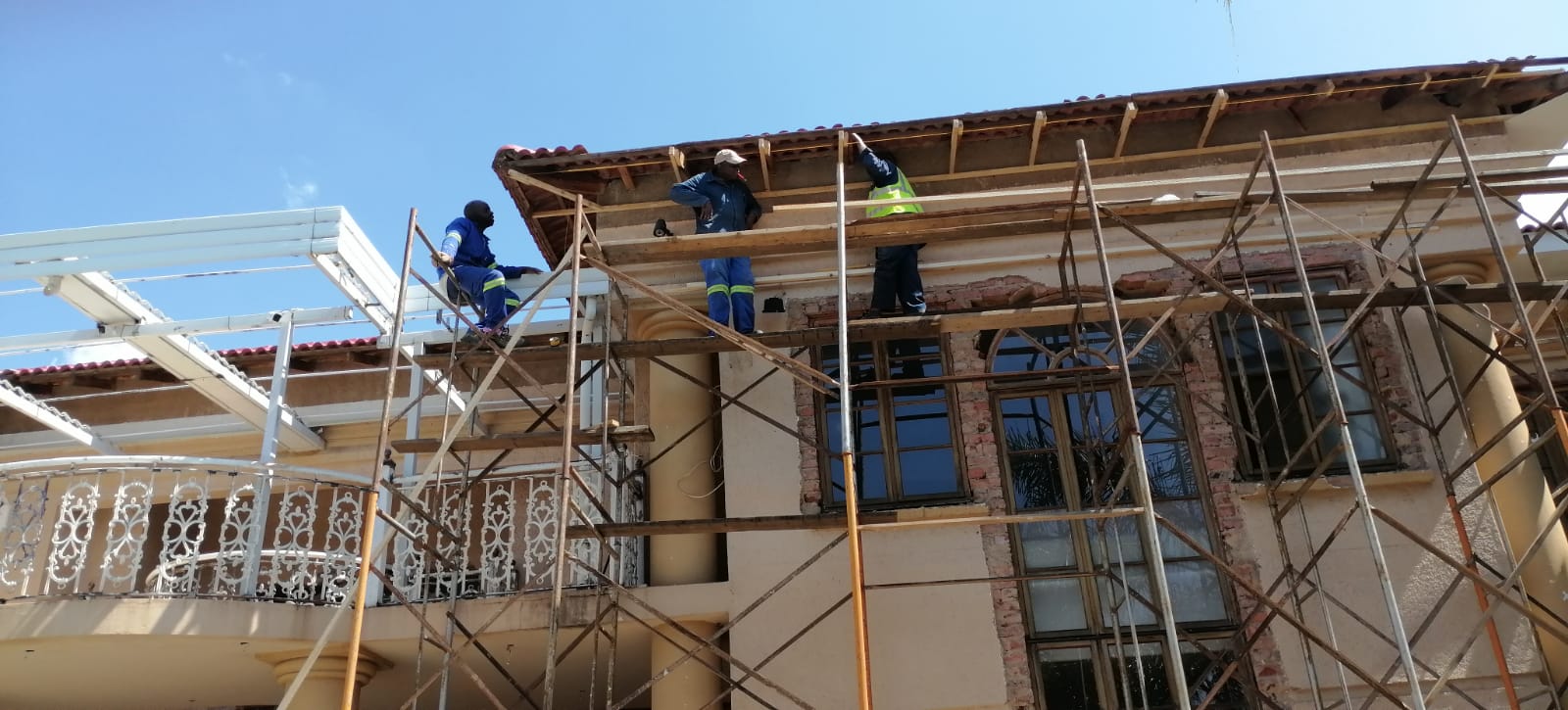 Roof rebuild & eaves carpentry